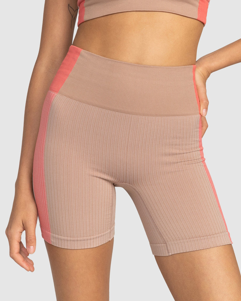 Womens Chill Out Seamless Short Shorts